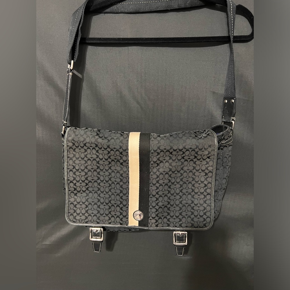Coach messenger bag black